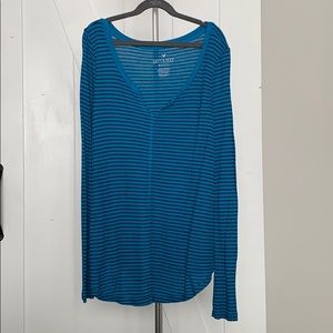 American Eagle waffle long sleeve